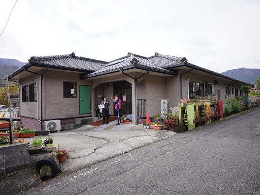 スタッフ同士和やかな居室前