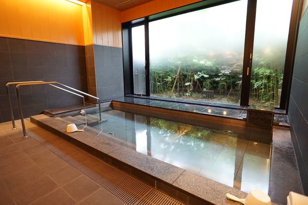 キレイな浴室の施設