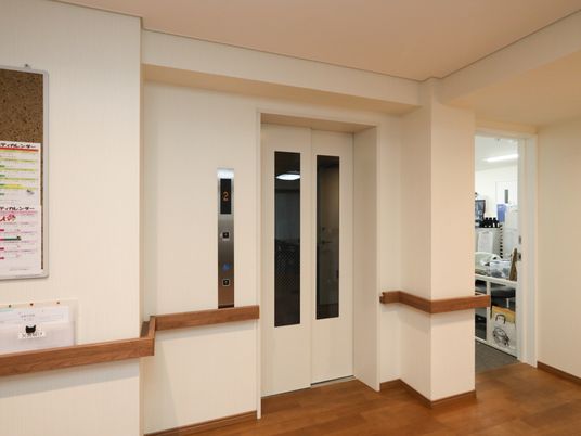 スタッフ用エレベーター