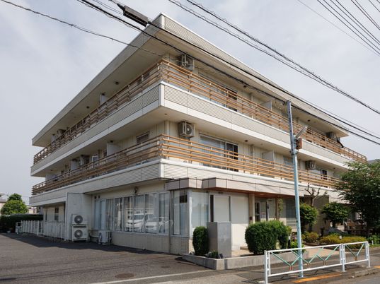 明るい職場の外観