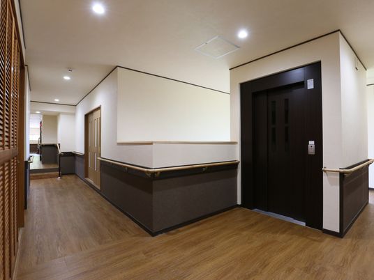 清潔な廊下の風景