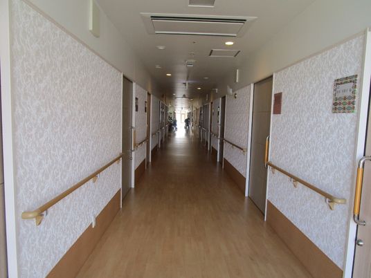 清潔感のある廊下
