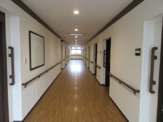 長い廊下
