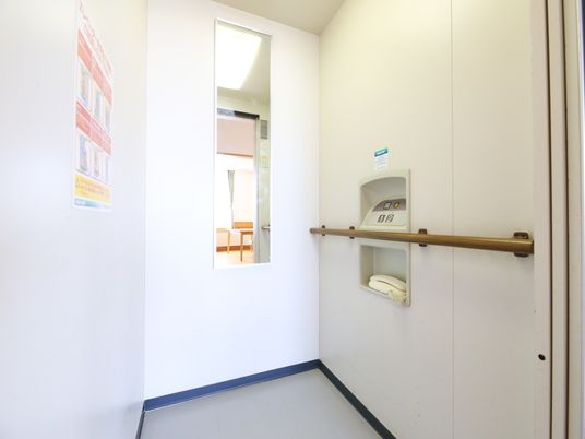廊下と部屋の出入口