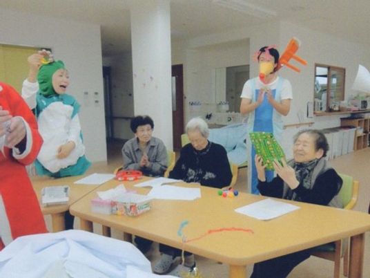 和やかなレクリエーションの様子
