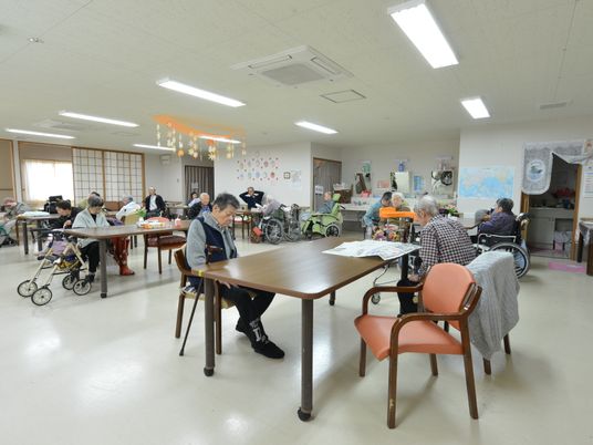 活気ある共有スペース