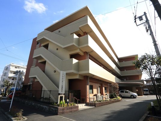 多階層の快適な外観 