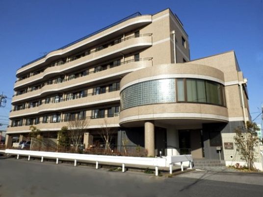 多階層建物の外観