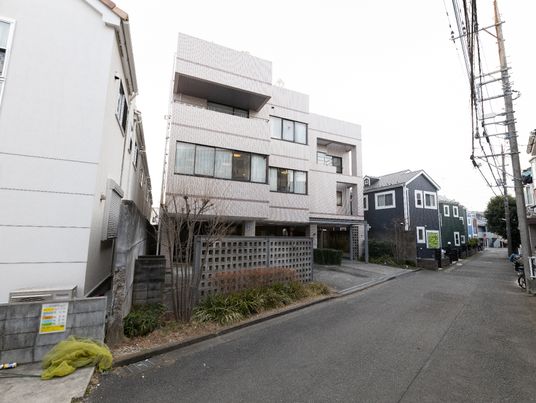 都市型施設の外観