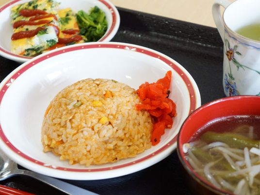 色鮮やかな手作り料理