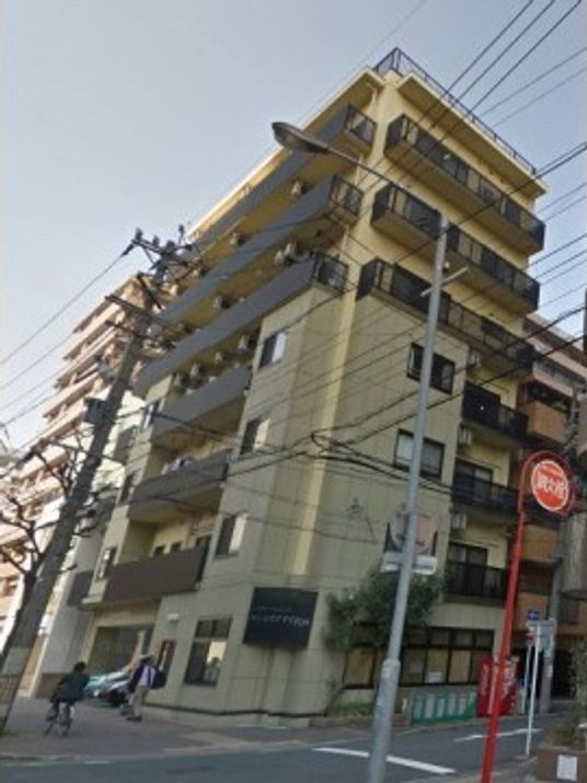 都市型の明るい外観