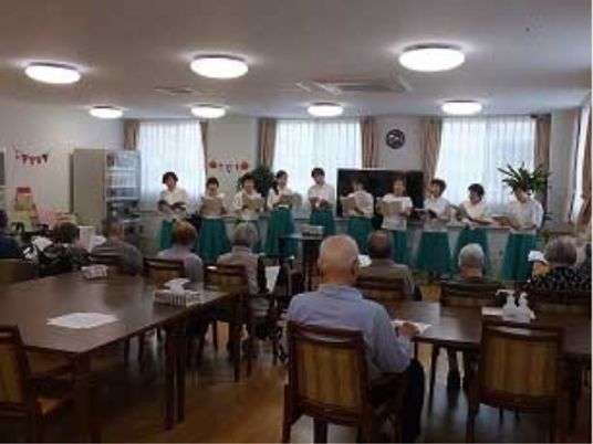 スタッフと利用者の集会