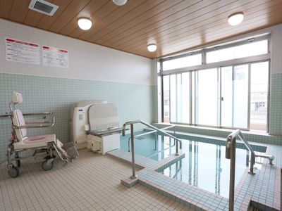清潔な浴室設備