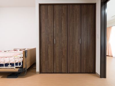 整備された居室のクローゼット