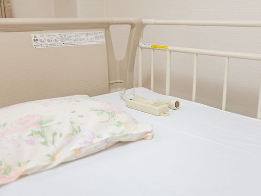 ベッドのある居室