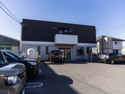 建物の正面玄関