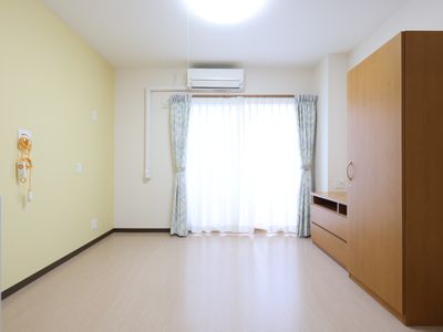 洋室のきれいな居室