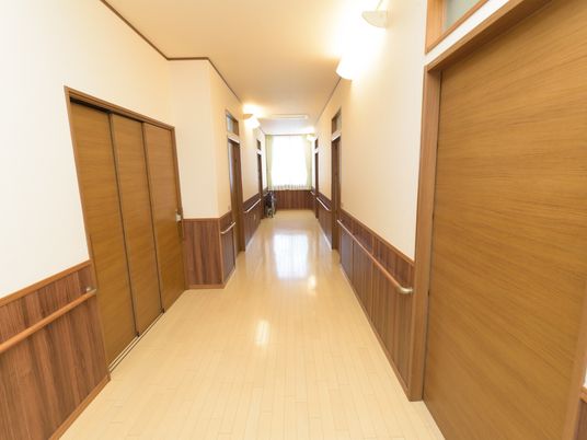 清潔感ある廊下