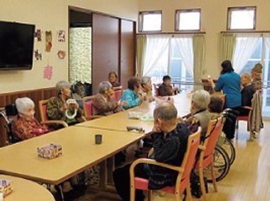 活動風景のダイニングルーム