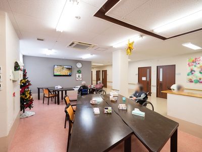 中庭のクリスマス飾り