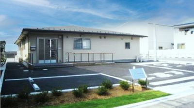 駐車場のある建物
