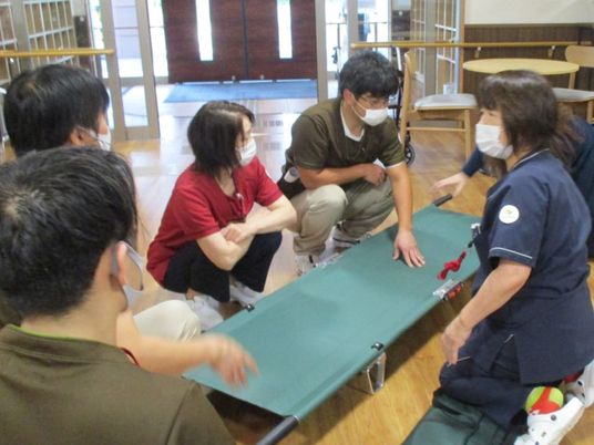 訓練風景の室内