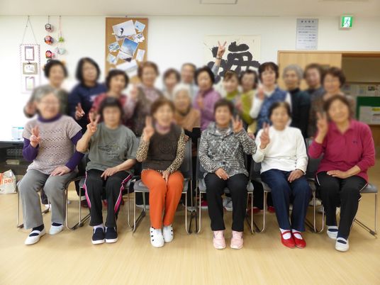 笑顔の集団写り