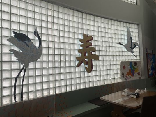落ち着いた雰囲気の壁
