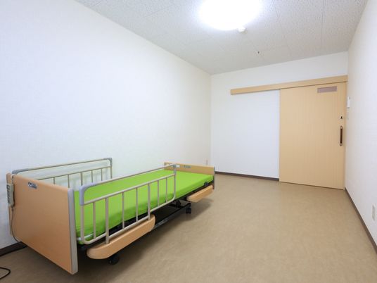 シンプルな個室の居室