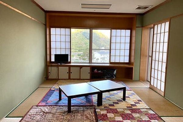 落ち着いた和室