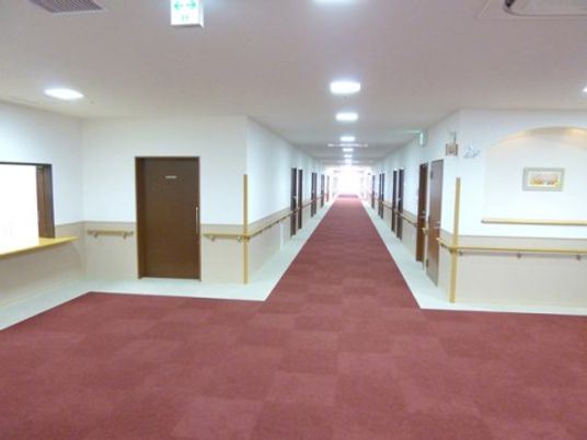 清潔感のある廊下