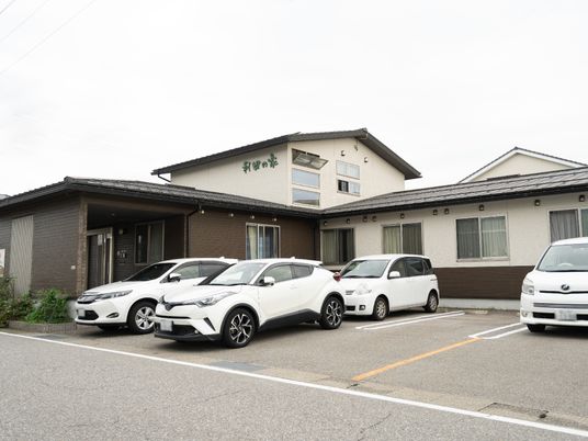 清潔な外観の建物