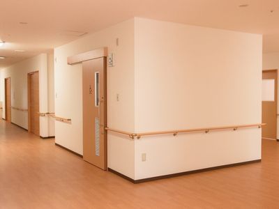 廊下の明るい空間