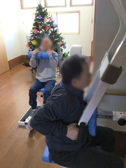 トレーニング器具の部屋