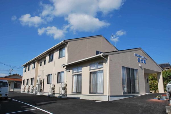 明るい職場の外観