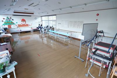 明るいリビング空間