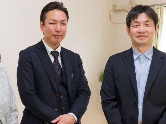 スタッフの笑顔の様子