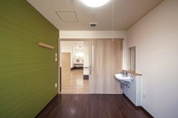 明るい居室内装