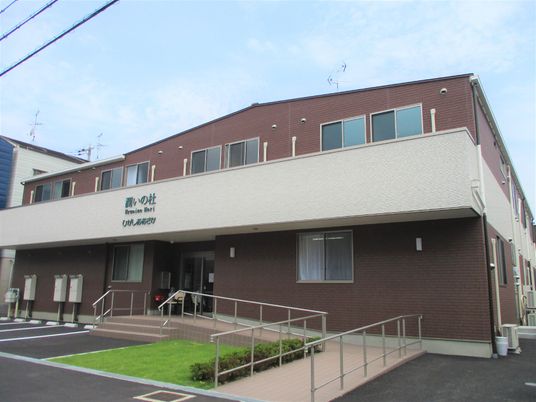 建物正面の風景
