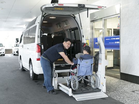 車いすご利用のお迎えシーン