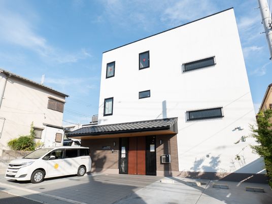 清潔感のある建物外観