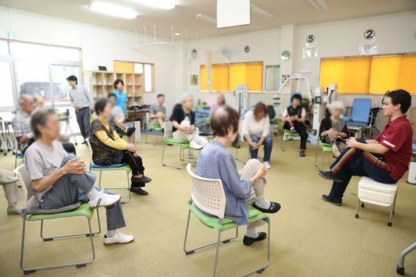 機能訓練中の室内