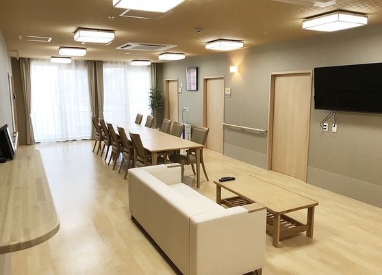 共用リビングの広々空間