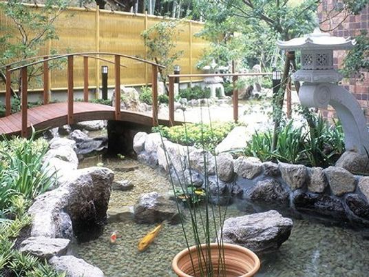 緑豊かな和風の庭