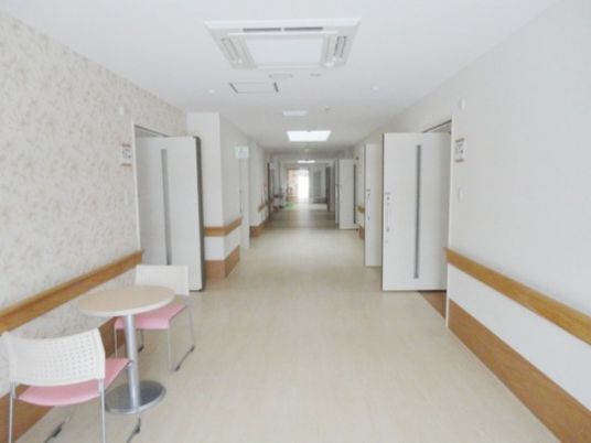 静かな廊下