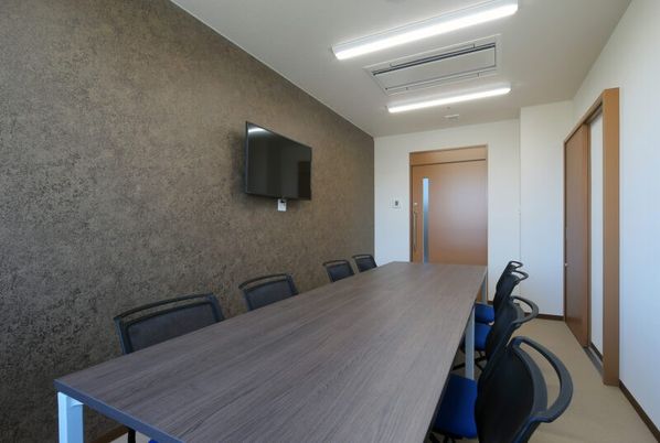 会議用テーブルの部屋