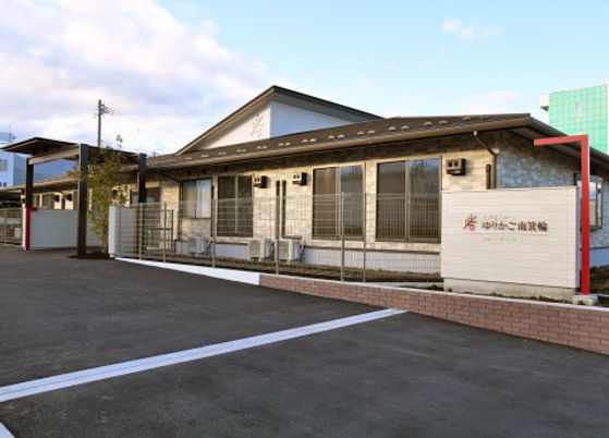 清潔感ある施設のエントランス