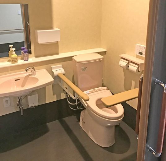 安全設計のトイレ