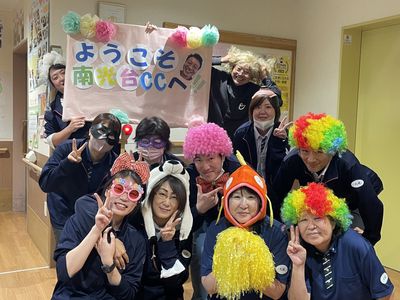 楽しげなチームワーク表現
