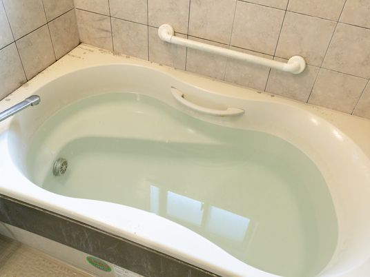 ゆとりある快適な浴室
